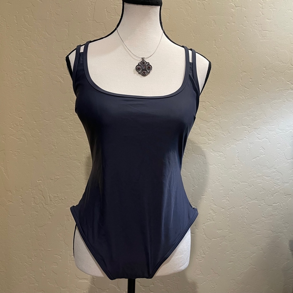 CUPSHE One Piece Swimsuit Scoop Neck Double
Spaghetti Straps new with tags